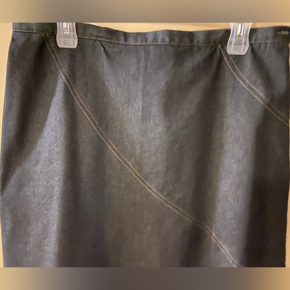 Jessica navy blue midi skirt - size 14 - Picture 3 of 6